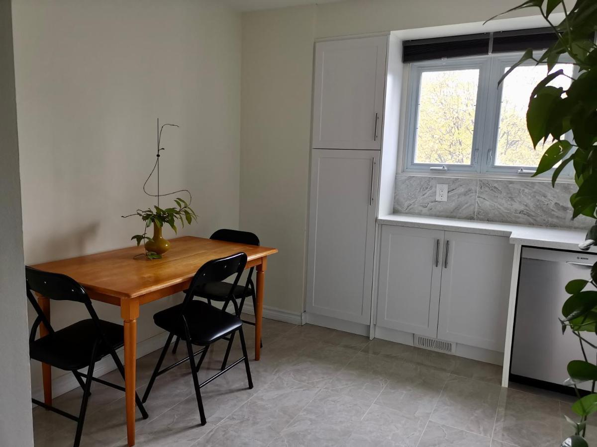 Private In House In North York Shared Kitchen Maison d'hôtes Toronto